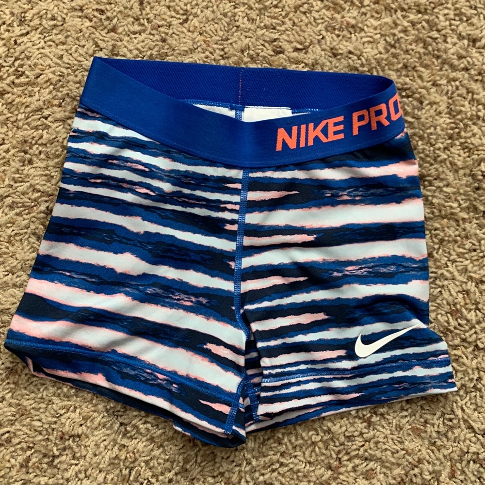 Nike spandex